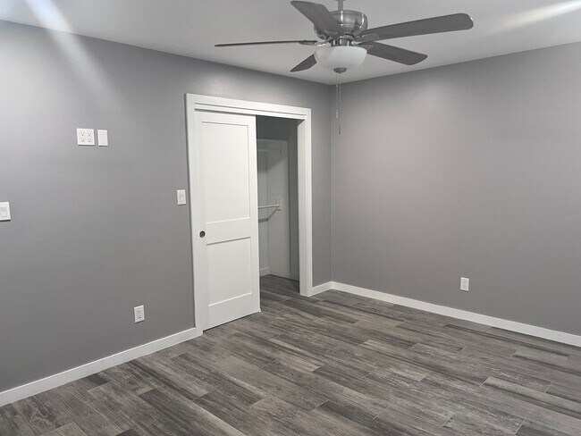Building Photo - Wonderful remodeled 4 bedroom, 3 bathroom ...