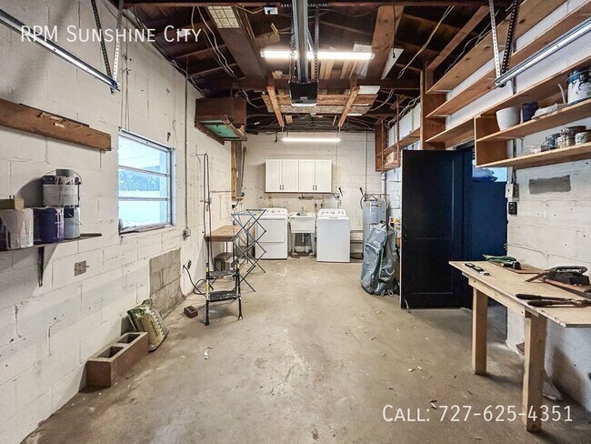 Building Photo - 2801 29th St N