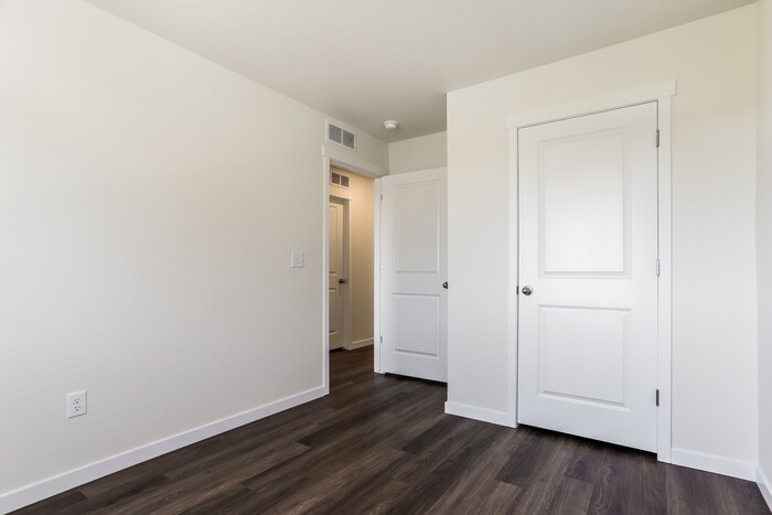 Building Photo - 13581 Oneida Ln