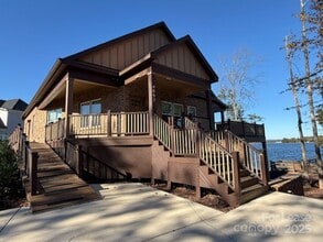 Building Photo - 4897 Kiser Island Rd