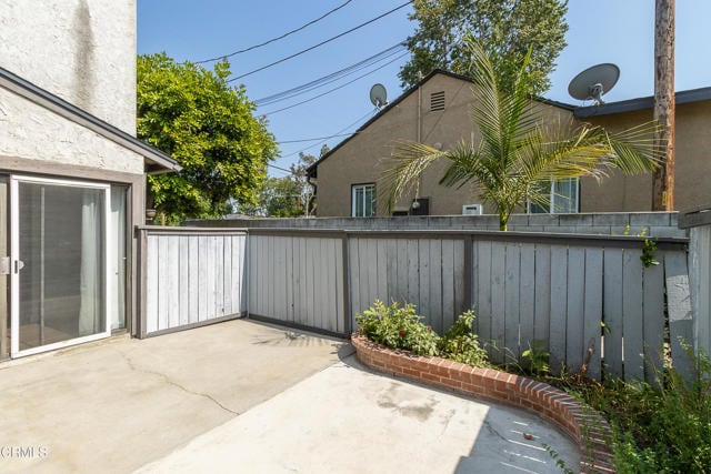 Building Photo - 619 Monterey Ave