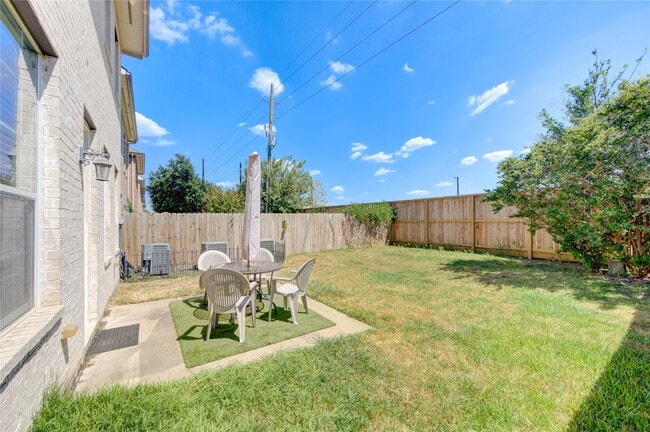 Building Photo - 14467 Basalt Ln
