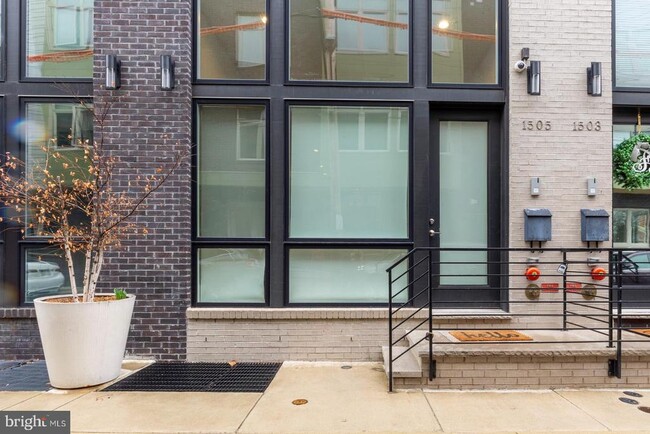 Building Photo - 1505 N Palethorp St