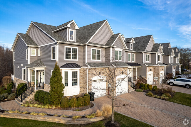 Primary Photo - Barclay Brook Townhomes