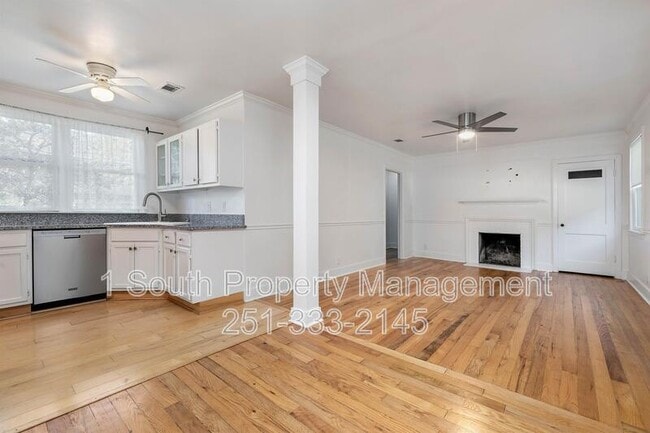Building Photo - 5259 Border Dr S
