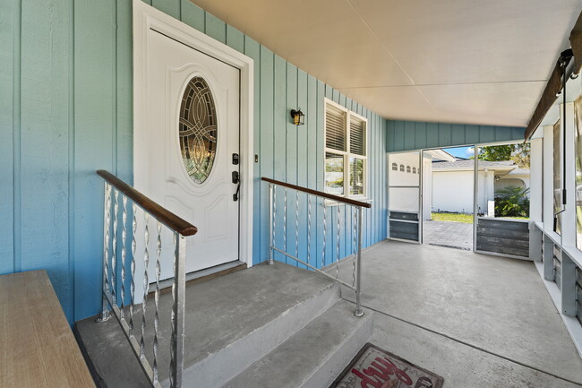 Front Porch - 3100 Mildred Dr