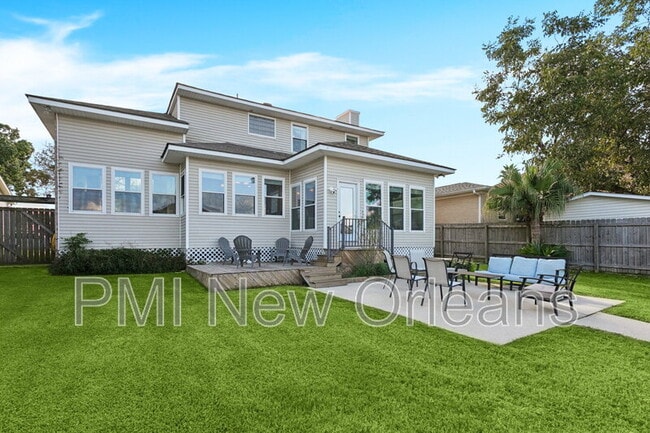 Building Photo - 114 Eden Isles Dr