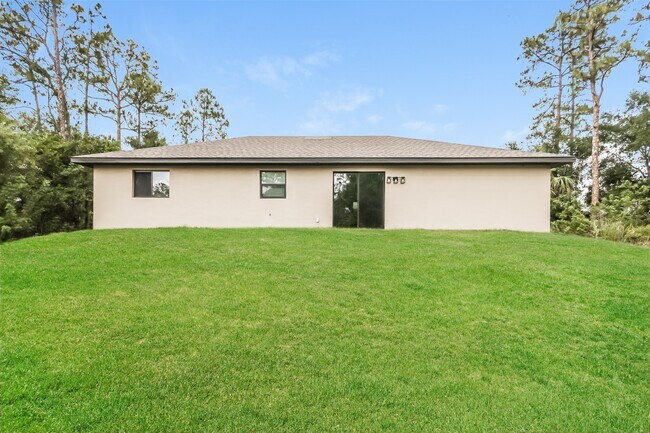 Building Photo - 3007 51st St W