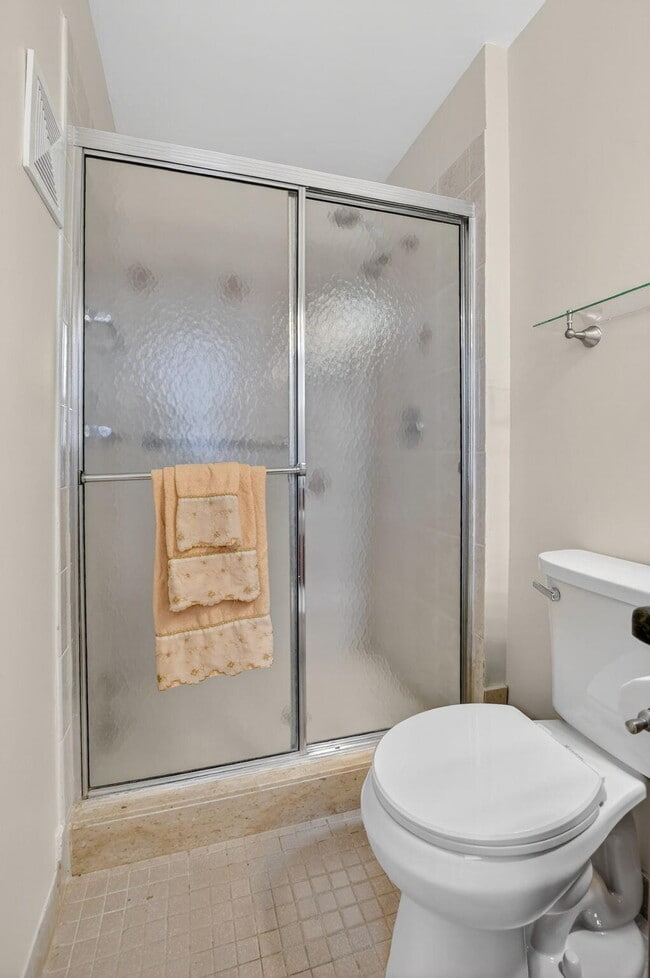 Building Photo - 129 Piedmont C