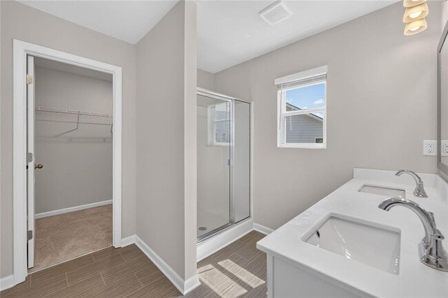 Building Photo - 6362 Sundowner Pl