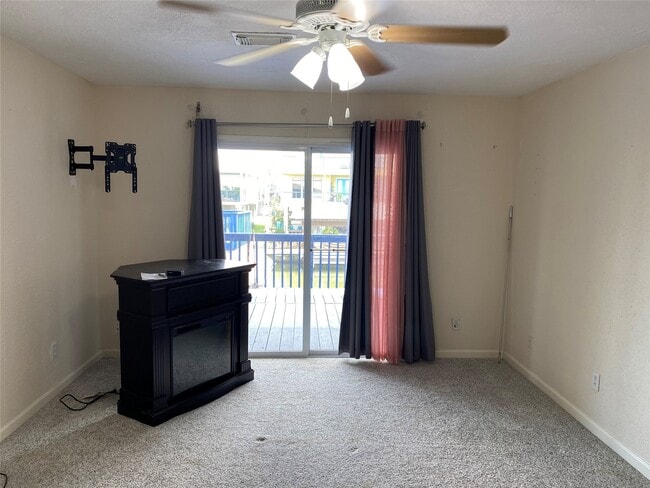 Building Photo - 16 N White Heron Dr
