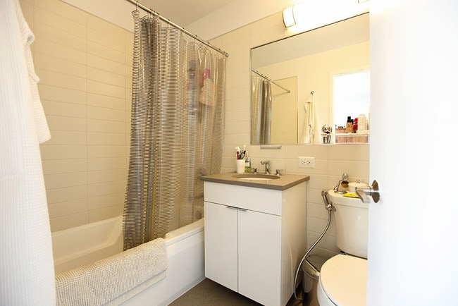 Building Photo - 30 West 60th Street