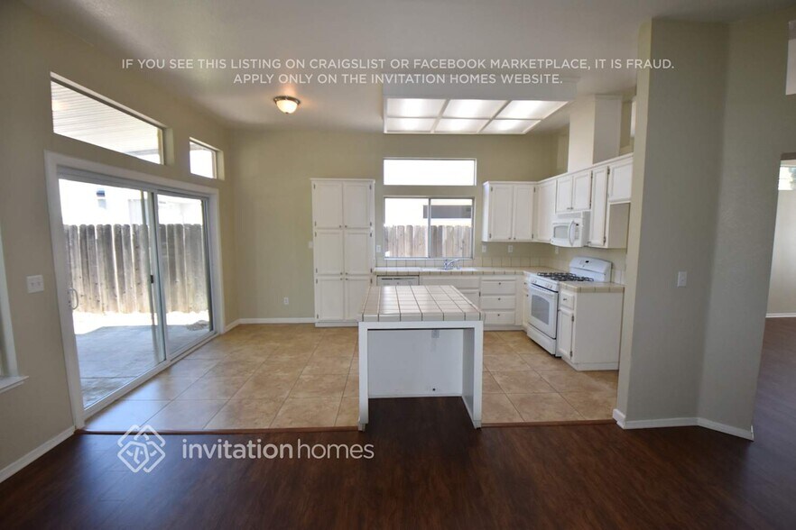 Building Photo - 4748 Brookside Cir