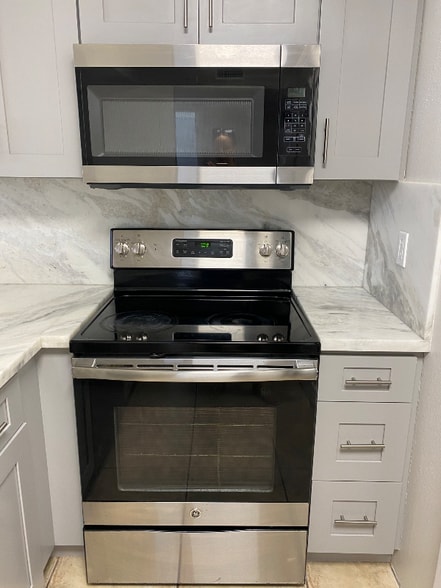 Building Photo - 3930 S Roosevelt Blvd