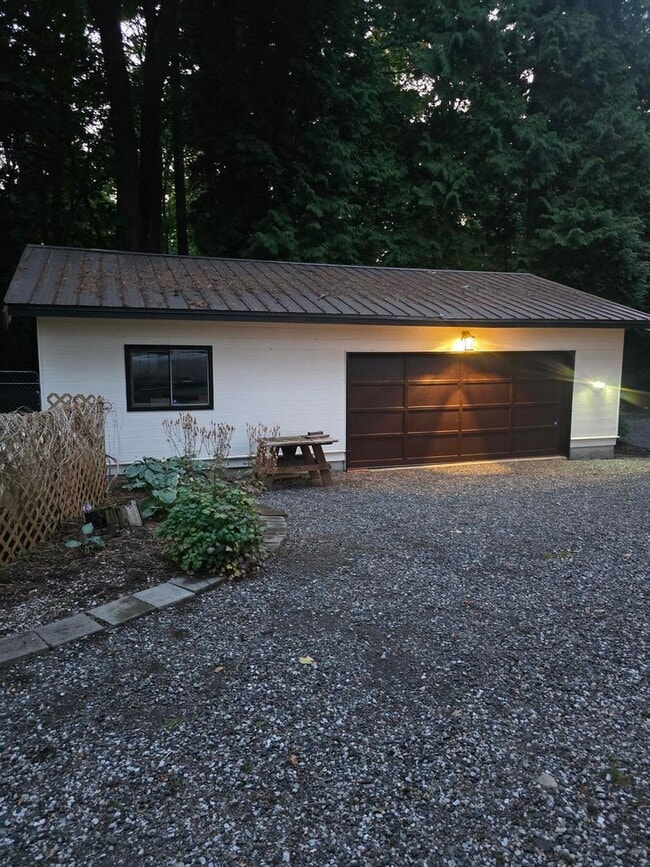 Building Photo - Charming 2-Bedroom Retreat in Ferndale