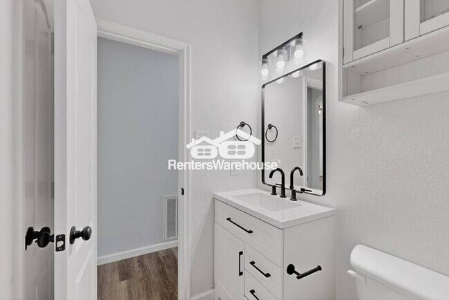 Building Photo - Corner Lot Completely Refreshed Little Elm...