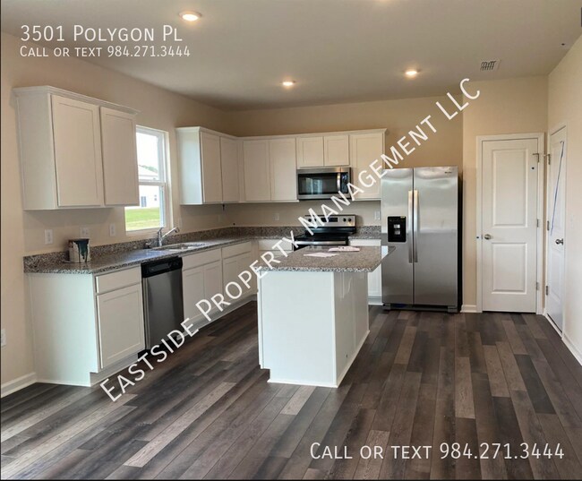 Building Photo - 3501 Polygon Pl