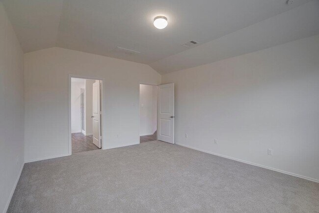 Building Photo - 3200 Windy Vane Dr