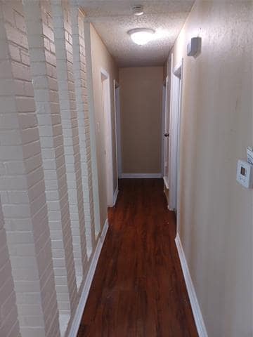 Building Photo - 4110 Fernwood Dr