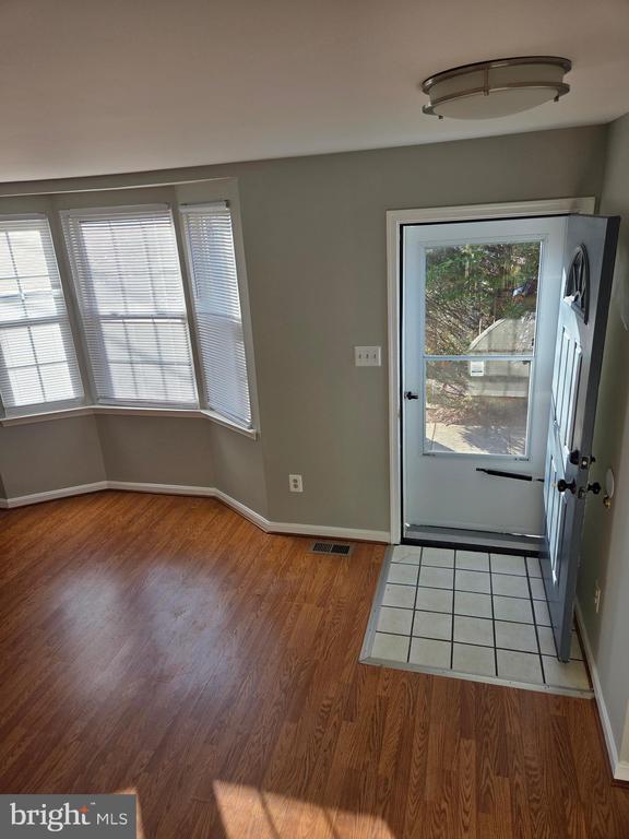 Building Photo - 6998 Admetus Ct