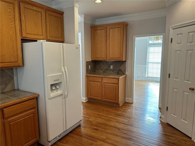Building Photo - 1296 Dunwoody Cove