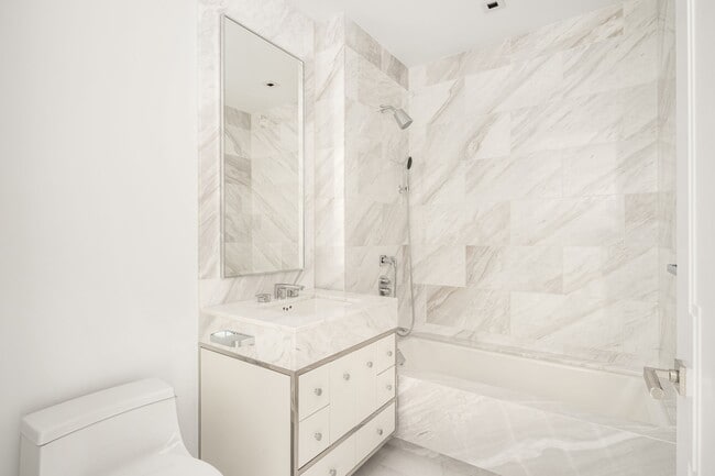 Building Photo - 138 E 50th St