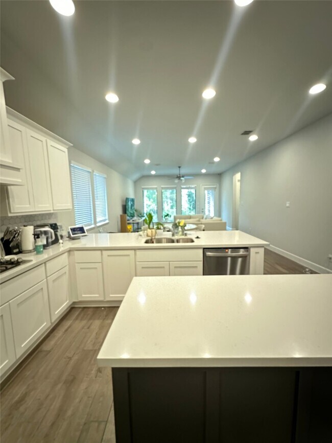 Building Photo - 107 Harlequin Duck Ct