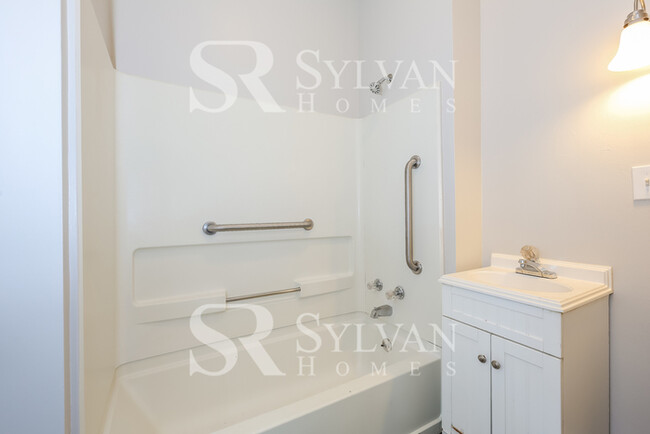 Building Photo - The Lifestyle You Deserve.