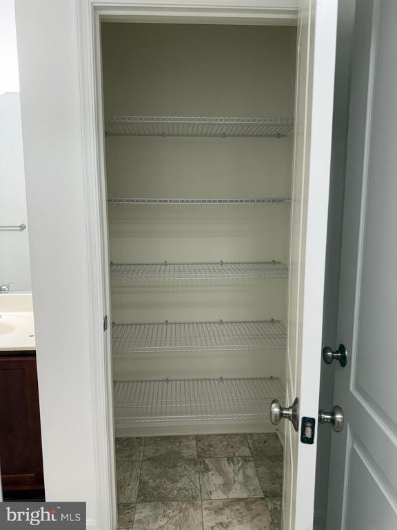 Building Photo - 1818 Cassandra Dr