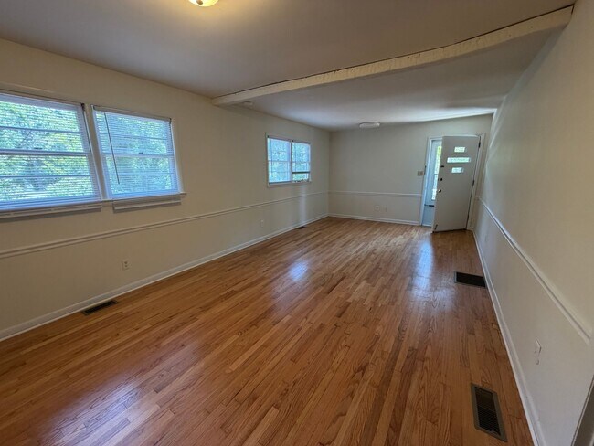 Building Photo - 1312 Ridge Rd