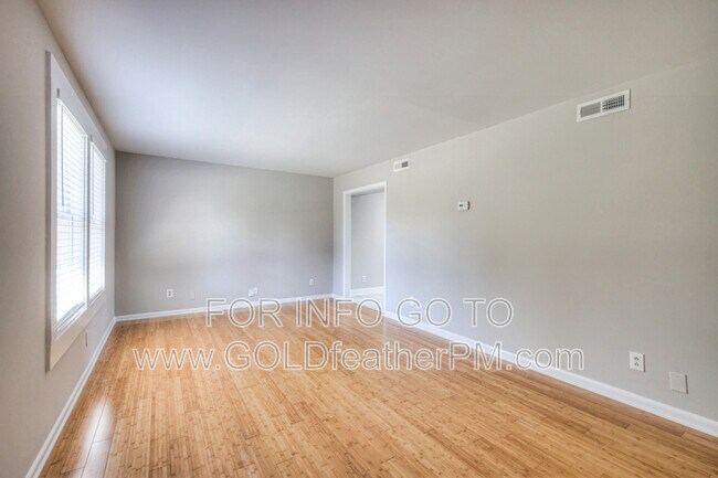 Building Photo - 109 Harrow Ct