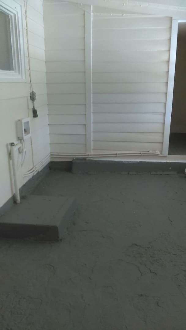 Building Photo - 3 Bed, 1 Bath - East Nashville Gem, Walking Distance to The Pharmacy