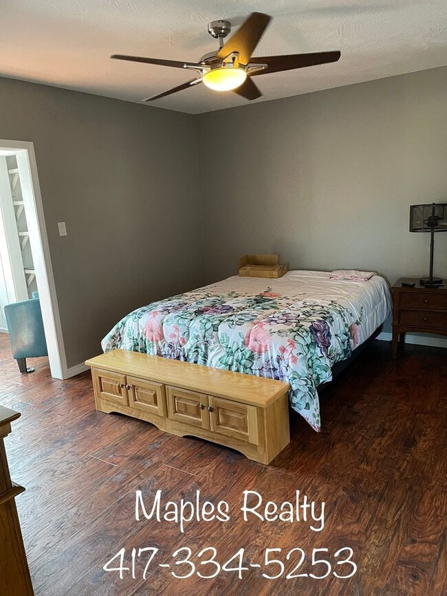 Building Photo - Stunning 2 bedroom, 2 bathroom condo for rent in downtown, Branson MO