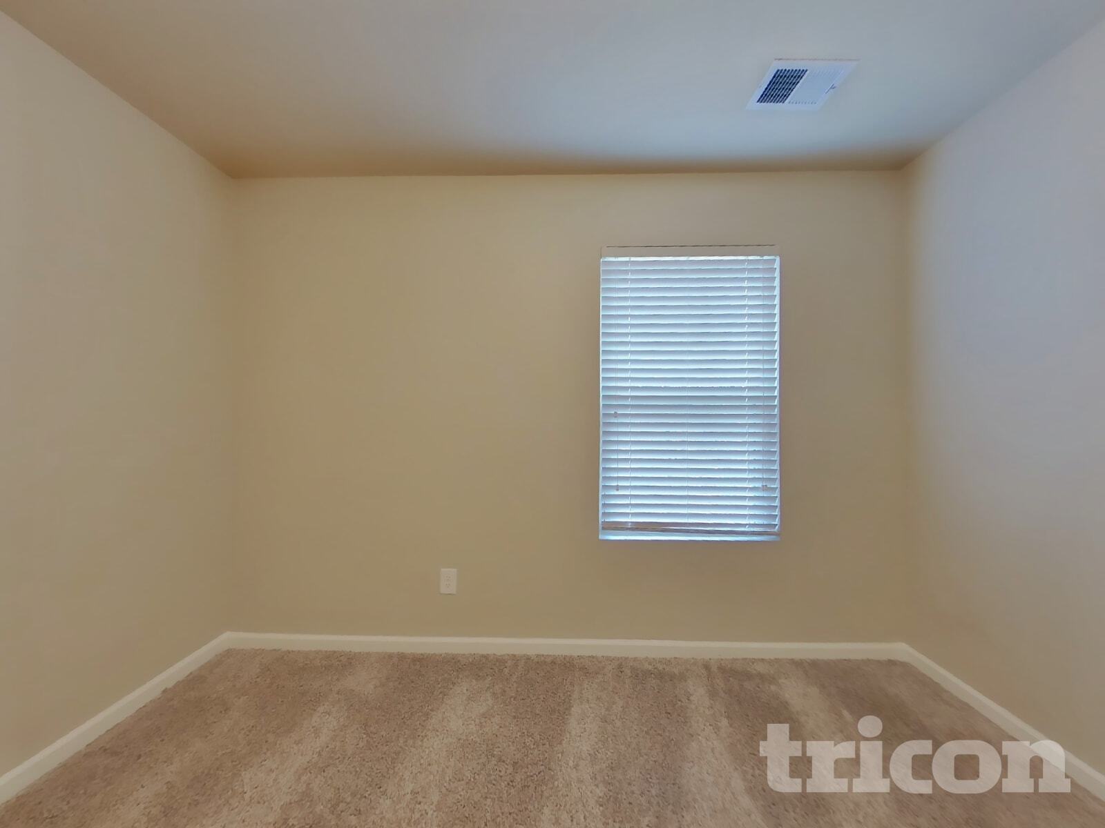 Building Photo - 38 Possum Creek Ln