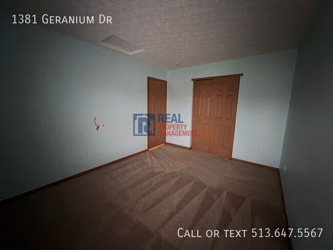 Building Photo - 1381 Geranium Dr