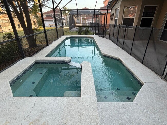Building Photo - 5-Bed / 4.5 Bath Pool Home Available Now!