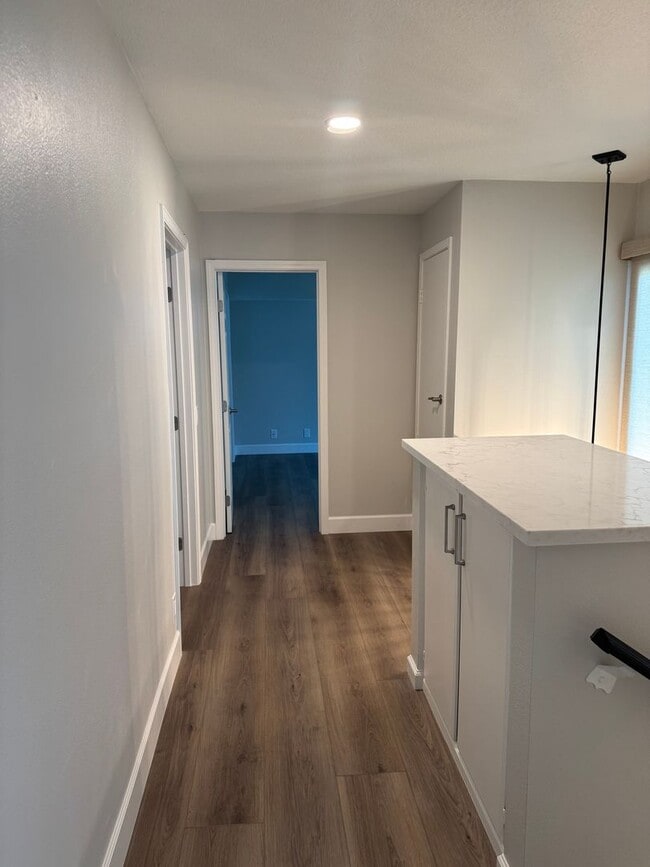 Building Photo - Townhome in Laguna Niguel!