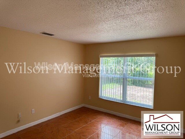 Building Photo - 5083 Luna Negra Dr