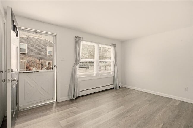 Building Photo - 1 Aquidneck Dr