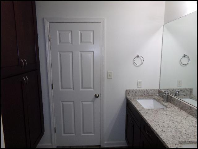 Building Photo - 222 Gamble Rd