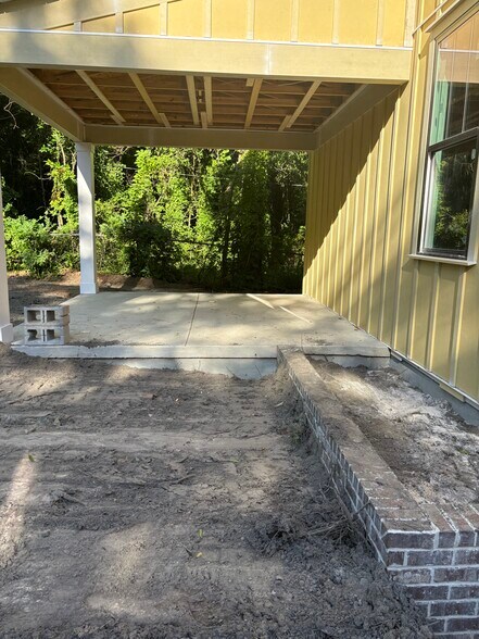 Building Photo - 2516 Richland St
