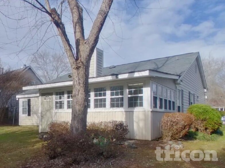 Building Photo - 8701 Brookstead Dr