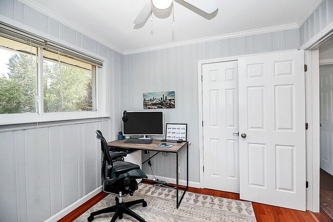 Building Photo - Charming 3BD/2BA Ranch in Selwyn Park!