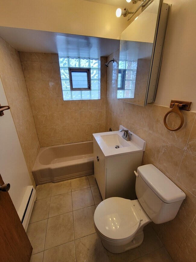 Building Photo - 2306 N 75th Ave