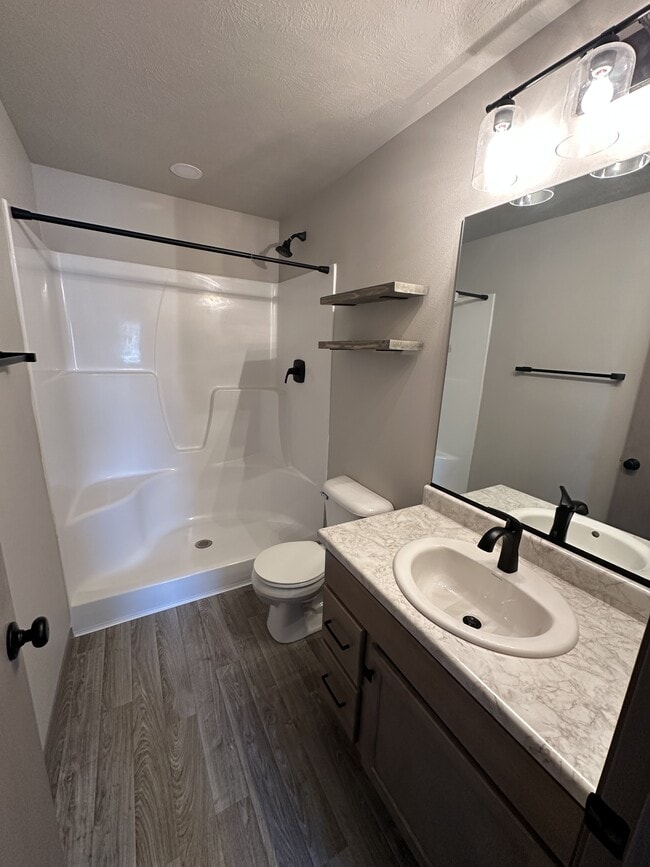 Building Photo - 1225 N Marion Rd