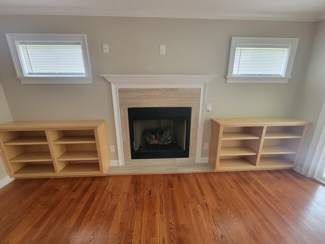 Building Photo - 3208 West Ct