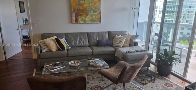 Building Photo - 400 Alton Rd