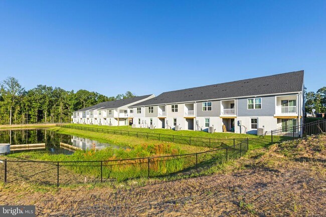 Building Photo - 4319 Southerby Dr