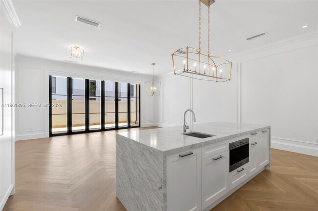 Building Photo - 2609 Anderson Rd