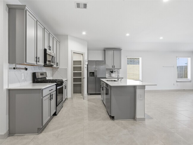 Building Photo - 29903 Violet sky Wy